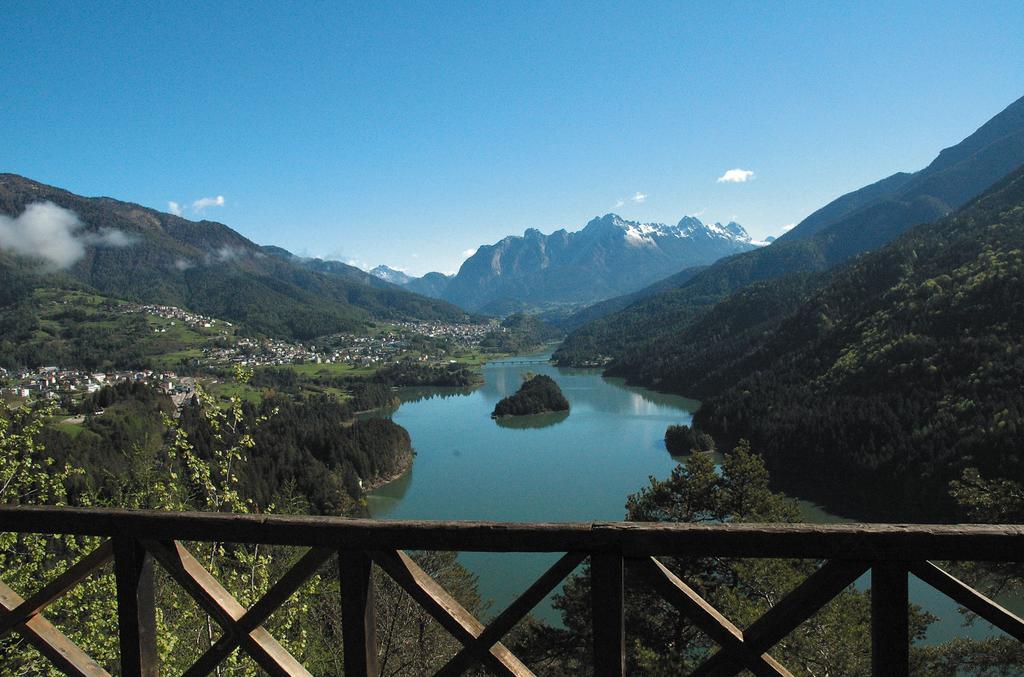 Orizzonti Montani Appartement Pieve di Cadore Buitenkant foto